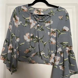 Size S floral top